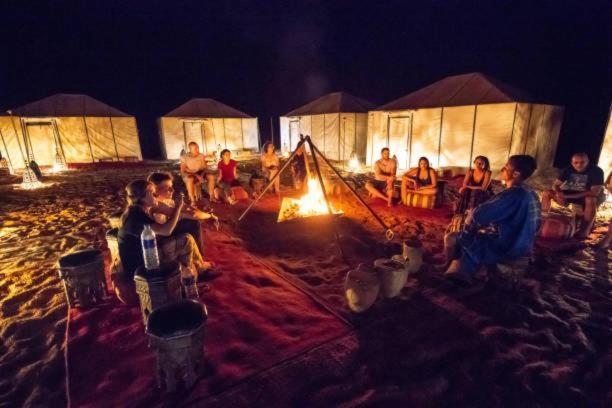Sunset Camp Merzouga Exterior foto